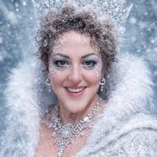 Introduction to The Woolmingtons Rug Hooking Community in Northern Delaware