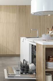 Plus De Lumiere Dans La Cuisine Cuisine Sombre Cuisine Cuisine Scandinave