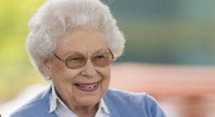 Elizabeth II : bio, news, photos de Elizabeth II