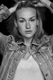 French Actress, Elisa LE HIR Sets Her Sights