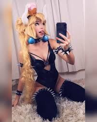Bowsette cosplay | Belle Delphine | Know Your Meme