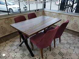 Bir kez geri dönüşüm projesi yaptıktan sonra her tarafa boyama gözüyle bakıyorsunuz. Deri Orta Sehpa Boyama