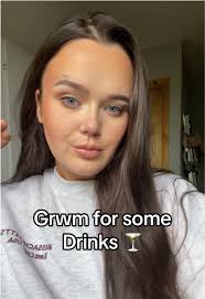 Quick Makeup Refresh for a Night Out