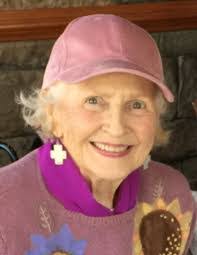 Iris Everett's Instagram, Twitter & Facebook