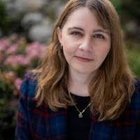 Jenn Hyde's Instagram, Twitter & Facebook