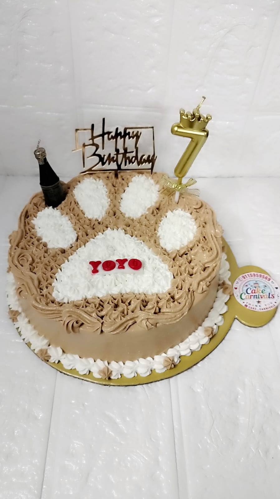 Paw Print cake product image