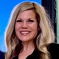 Jennifer Mccranie's Instagram, Twitter & Facebook