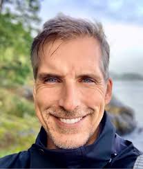 Chris Logan Real Estate