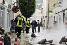 Im kampf gegen die fluten halfen auch kräfte aus dem raum freising, wo es ebenfalls einsätze gab. Hochwasser 2013 Passau Regiowiki Niederbayern