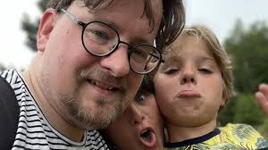 Karen had darmkanker: 'Trek die stekker er maar uit, riep ik'