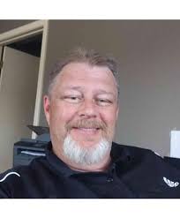 Scott Acuff's Instagram, Twitter & Facebook