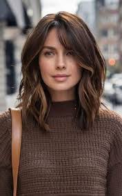 Elena Aldama's Instagram, Twitter & Facebook