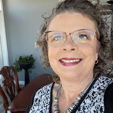 Heather Flaig's Instagram, Twitter & Facebook