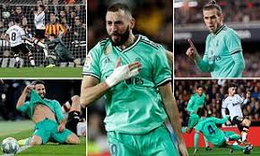 A(z) valencia vs real madrid 1:1 match highlights című videót boleoros12 nevű felhasználó töltötte fel a(z) sport kategóriába. Valencia 1 1 Real Madrid Karim Benzema Scores Stoppage Time Equaliser For Zinedine Zidane S Side Daily Mail Online