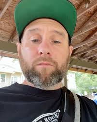 Justin Uzzell (@itsjustuzz) • Instagram photos and videos