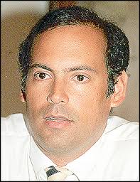 Omar Torrijos, posible ministro en gobierno de Mireya Moscoso