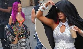 In august 2014, the american nationality further came under the spotlight with her viral youtube hit mooo!. Bebe Rexha And Doja Cat Wear 70s Glam For Baby I M Jealous Video Daily Mail Online
