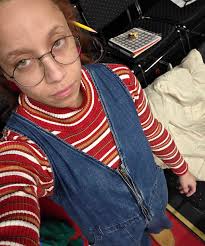 Back doing theatre!! 🤓📝 see ya Simps in the seats! (And DON'T touch the  cheeze 🧀) @simpykidmusical @villagerstheatre 🎭 thanks for trusting my  insanity ✨️💕 #musicaltheatre #theatre #parody #njactor #offbroadway