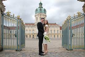 Die standesamtliche trauung erfordert mehr als nur die anmeldung beim standesamt. Romantische Ideen Fur Ihre Hochzeit Im Standesamt Hochzeitsblog Braut Boutique