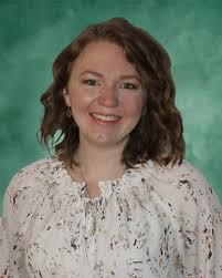 Katt Smith's Instagram, Twitter & Facebook