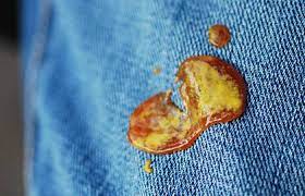 Maybe you would like to learn more about one of these? Jean Tache De Graisse Comment Le Nettoyer Tout Pratique