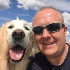 Robin Krom's Instagram, Twitter & Facebook