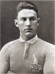 Raymond Bloomer's Instagram, Twitter & Facebook