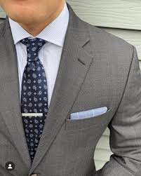 Bar Harbor Paisley Silk Tie Navy Blue Silver