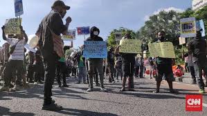 Raya kali rungkut, kali rungkut, rungkut, kota sby, jawa timur 60293. Polisi Bubarkan Paksa Demo Mahasiswa Uncen Tolak Otsus Papua