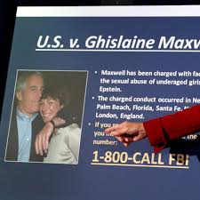 Two law enforcement officials said epstein was taken into federal custody saturday, july 6, 2019, on charges involving sex. Ghislaine Maxwell Jeffrey Epsteins Ex Freundin Vor Gericht Der Spiegel
