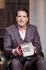 Das produkt war zwischenzeitlich auch in apotheken erhältlich, doch das hat nicht so. Ralf Dummel Starportrat News Bilder Gala De