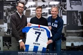 Latest on hertha berlin forward krzysztof piatek including news, stats, videos, highlights and more on espn. Baru Pindah Ke Bundesliga Piatek Sudah Berani Ejek Ac Milan Bolasport Com
