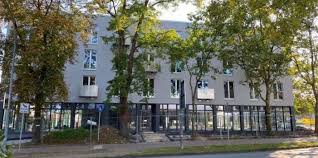 +49 5642 5018 montags bis mittwochs von 8 uhr bis 12:30 uhr, donnerstags von 12:00 uhr bis 18 uhr, freitags ganztägig geschlossen. Neueroffnung Hotel Zeitgeist Startet Im Teutoburger Wald