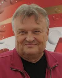 Bronisław komorowski (63 l.) uwijał się po działce w krótkich spodenkach i razem z dziećmi zadbał, by imieniny żony były udane. W Piatek Imieniny Krzysztofa A W Sobote Anny Solenizanci O Swoim Swiecie Kurier Lubelski