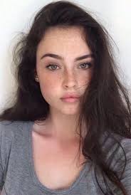Darl Hair And Light Green Eyes Character Inspiration Freckles Girl Beauty Girl Girl Face
