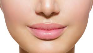 Hab das hier gefunden, nach einem mal googeln wie oft sie ein zuckerpeeling anwenden, kommt auf ihren hauttyp an. Lippenfalten Wie Entstehen Lippenfaltchen Und Was Man Dagegen Tun Kann
