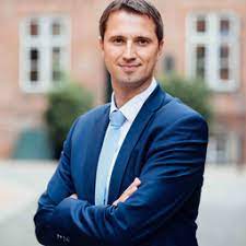 Credit rating is an opinion of a credit rating agency about credit worthiness of a company or a government. Matthias Meyer Prokurist Bereichsleiter Individualkunden Vr Bank Westkuste Eg Xing