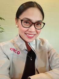 Leanne Booth's Instagram, Twitter & Facebook