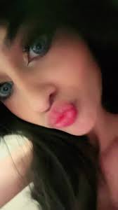 Very ugly atm🩵🤍#ihavenolife #fyp #4u #viral #yourmomshouse