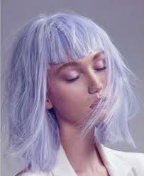 Come per i colpi di sole, può essere personalizzata e … Capelli Bianchi Il Nuovo Trend Moda A Tutte Le Eta