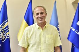 Виконуючий обов'язки головного тренера національної збірної україни олександр петраков розповів про свої емоції після призначення і поділився думками про. Vhuycezmz2mm M