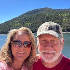 Who can provide nail services in Duncan?