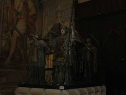 Nella città in cui nacque c'è un monumento dedicato a cristoforo colombo, colui che mutò il destino del mondo. Cattedrale Di Siviglia Foto Immagini E Informazioni Sulla Cattedrale