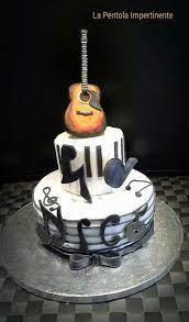 Torta Musicale Con Chitarra Torte Di Compleanno Torta Chitarra Torte