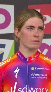 🚀 🇧🇪 Remco Evenepoel attacked in the Côte de la Redoute to take the win 