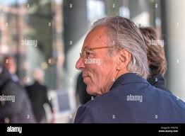 Robert kok hi-res stock photography and images