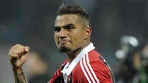 L'attaquant ghanéen s'est engagé avec le club italien ce lundi. Kevin Prince Boateng Ledert Gegen Die Fifa Var Fur Sie Wichtiger Als Kampf Gegen Rassismus