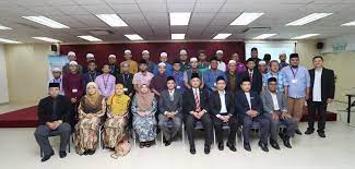 Senarai terkini kolej vokasional (kv) di seluruh malaysia serta kursus pengajian yang ditawarkan. Uthm Universiti Pertama Perkenal Program Diploma Eksekutif Imam Profesional Berita Uthm