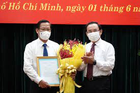 Tại buổi lễ, ông mai văn chính đã công bố quyết định của bộ chính trị về việc theo quyết định, ông phan văn mãi, ủy viên trung ương đảng, bí thư tỉnh ủy tỉnh bến tre thôi. Ivytbv Iiexnpm