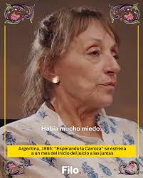 Awww Tenes un nene Katie Holmes?